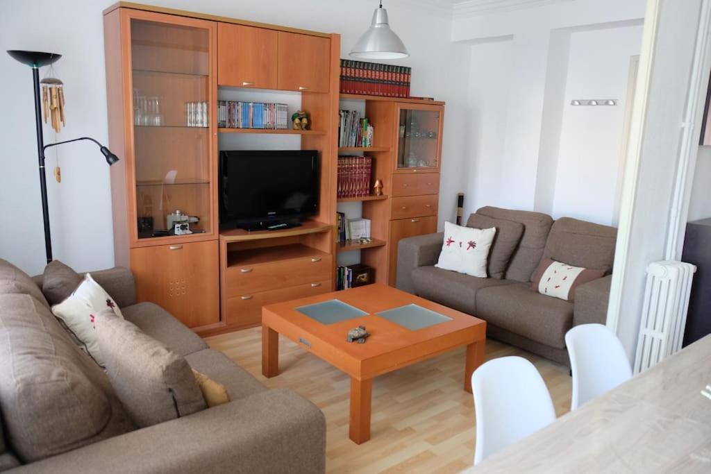 Apartamento “Las Calmas” En Huesca Eksteriør billede